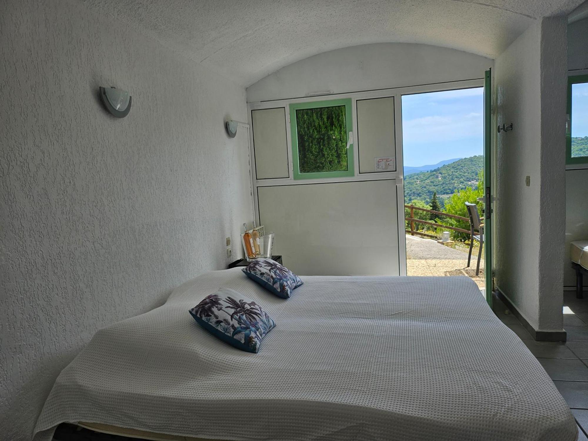 Capsud, La Garde-Freinet Apartment Bagian luar foto